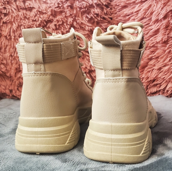 Boots. Tan Boots. New Boots. Stylish Boots. Shoes. Brown Boots. NWOT - Picture 4 of 6